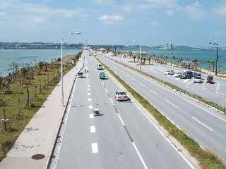 海中道路